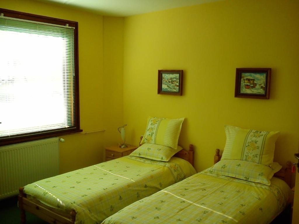 Homestay Seasons Mountain Vistas Govedartsi